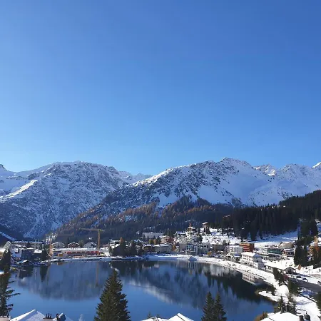 Bisang R アパート *